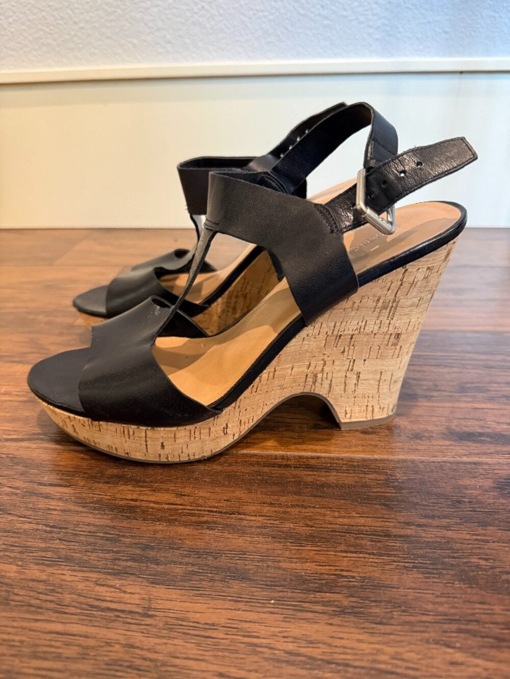 Franco Sarto Black Leather Cork Wedge Sandals Women's Size 9 EU 40